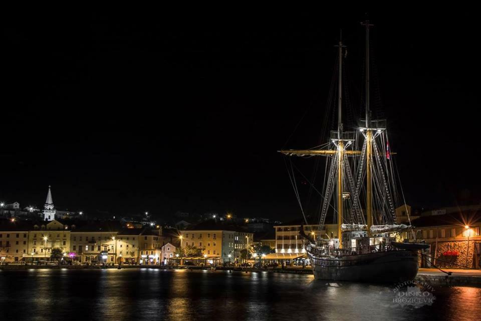 Natalie Daire Senj  Dış mekan fotoğraf